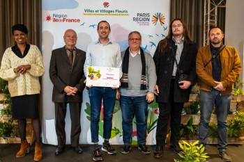 3 Fleurs et un Prix spécial du jury Villes et Villages Fleuris !