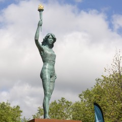 JO - Inauguration de la statue Olympia