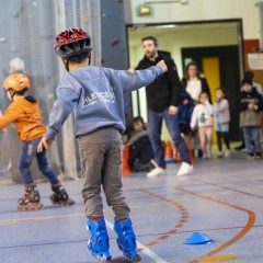 "Testez le sport" : escalade et roller