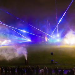 Spectacle pyrotechnique et laser de Noël 24