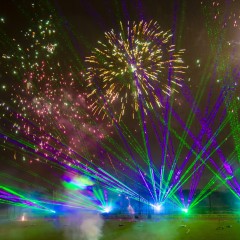 Spectacle pyrotechnique et laser de Noël 24