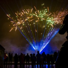 Spectacle pyrotechnique et laser de Noël 24